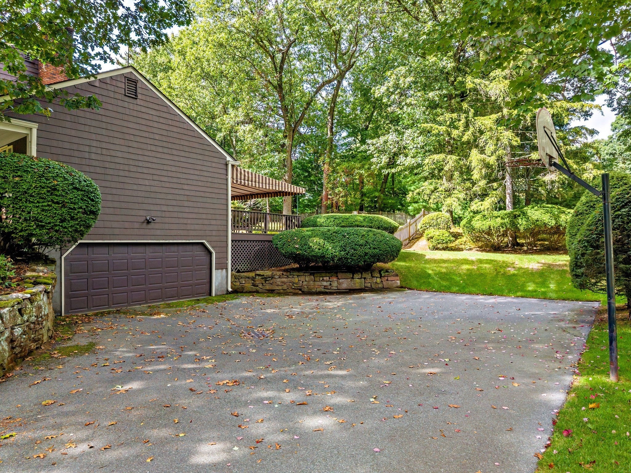 170 Coventry Ln