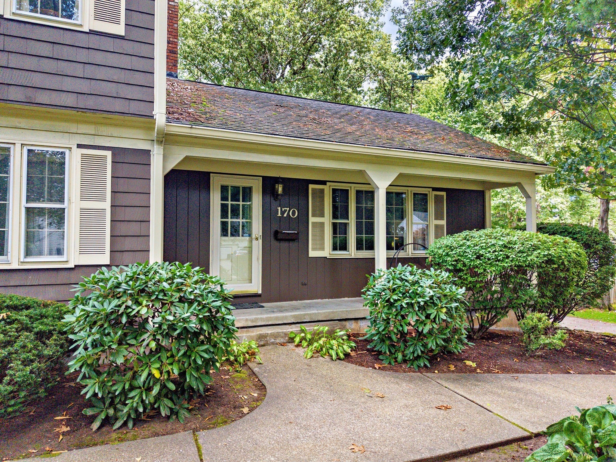 170 Coventry Ln