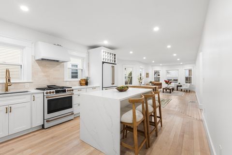 22 Prescott Street 1 Salem MA 01970