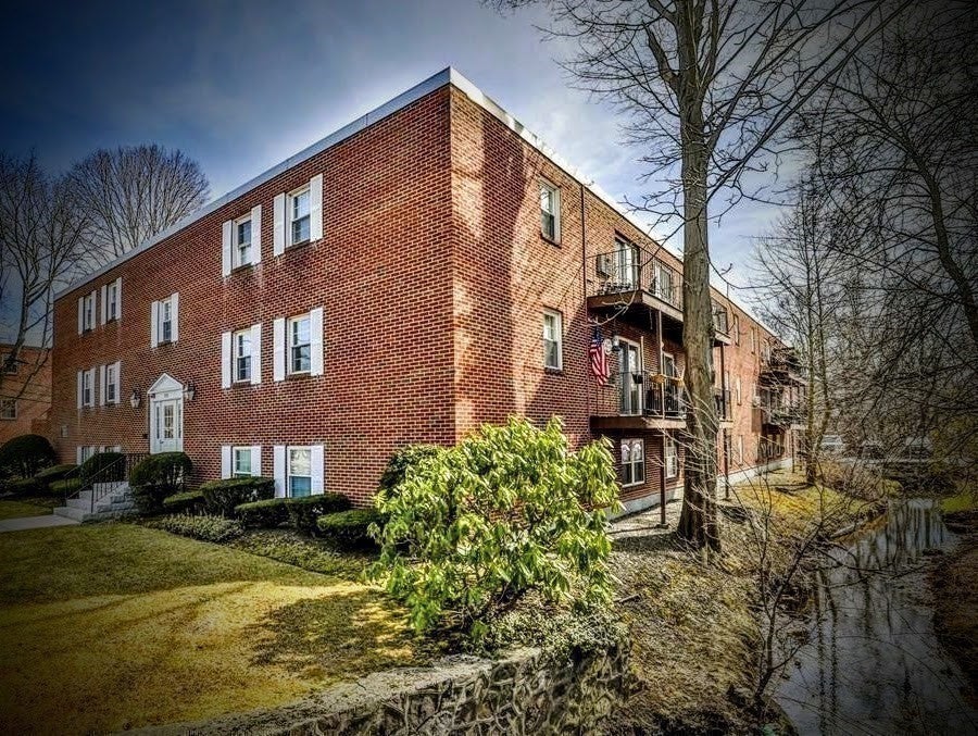 276 Albion St #5, Wakefield, MA Photo #7