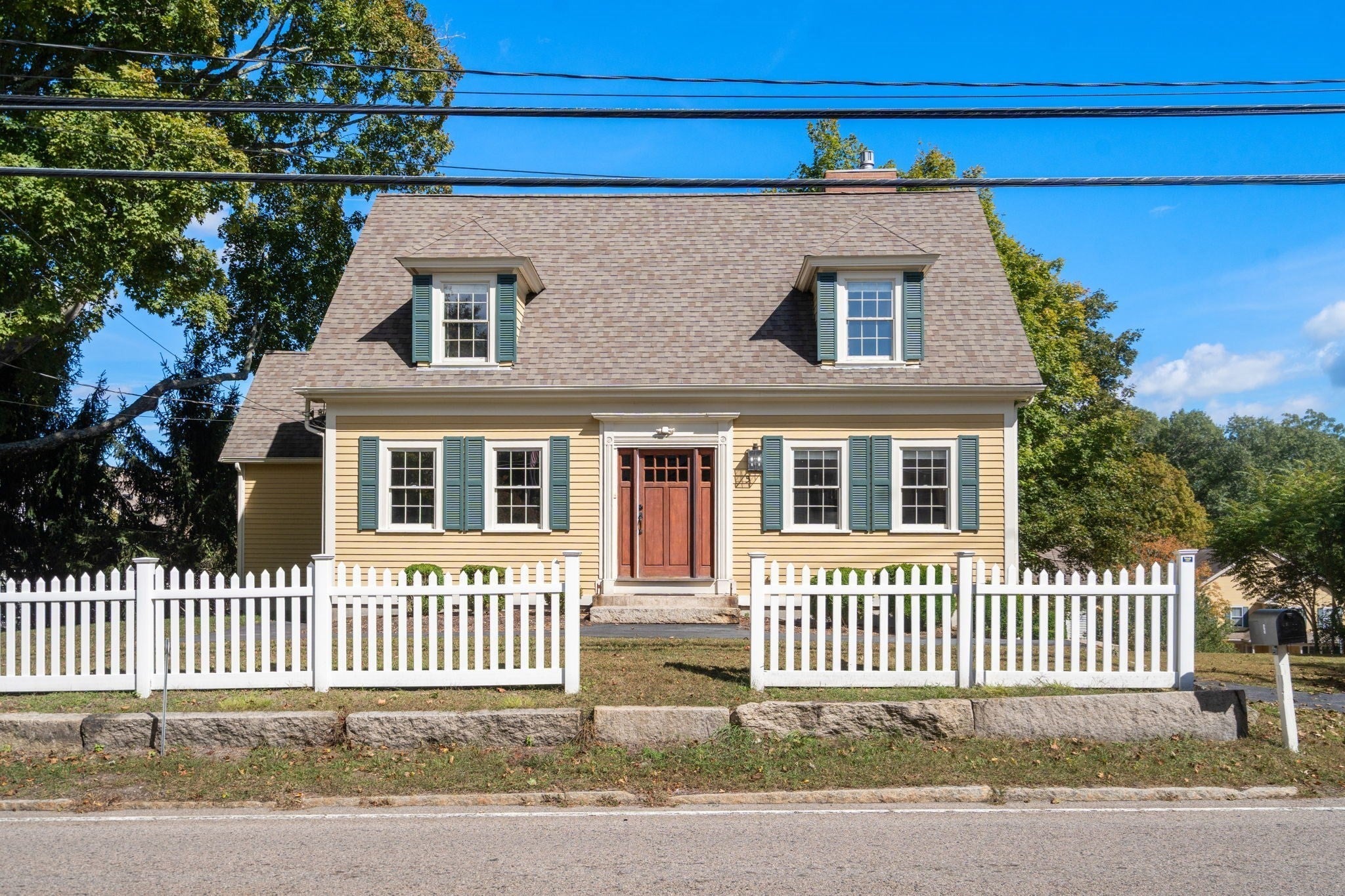 5 South Main St, Sherborn, MA Photo #1