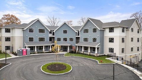 Photo of 16 Stearns Rd #207, Wellesley, MA 02482 (MLS # 73488150)