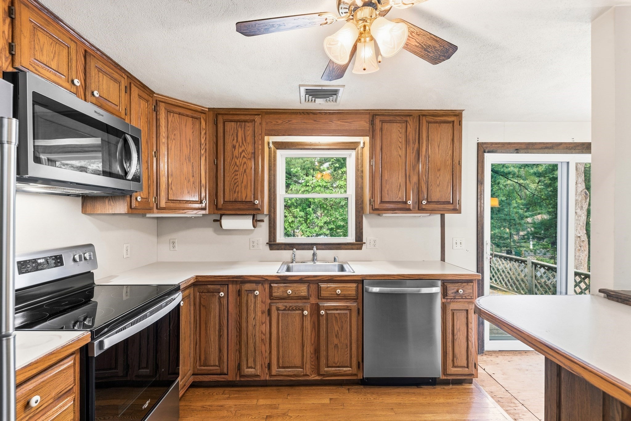3 Jason Cir, North Attleboro, MA Photo #27