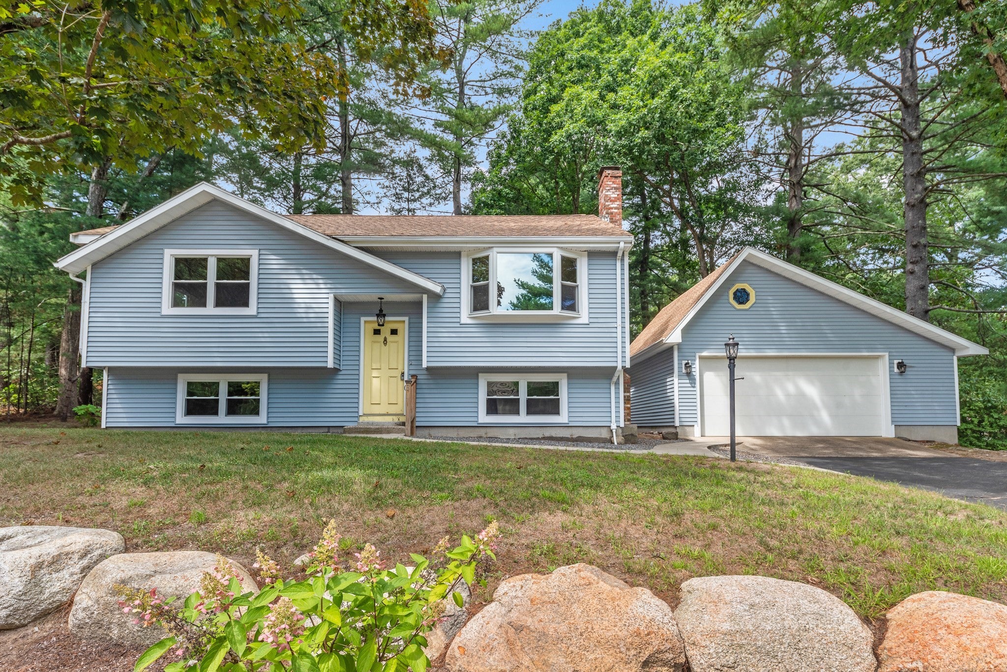 Photo of 3 Jason Cir, North Attleboro, MA