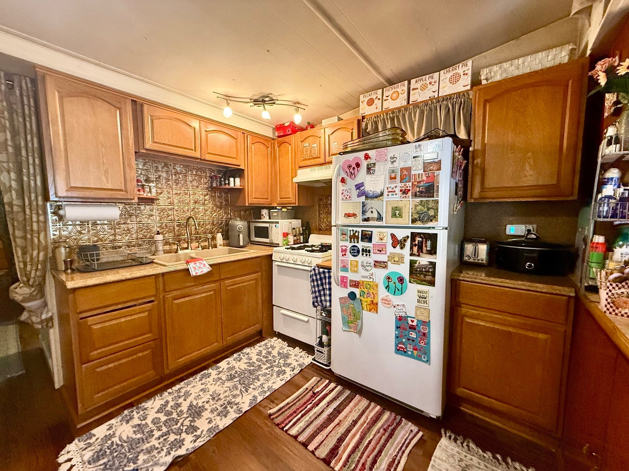 404 Southwick Rd 19