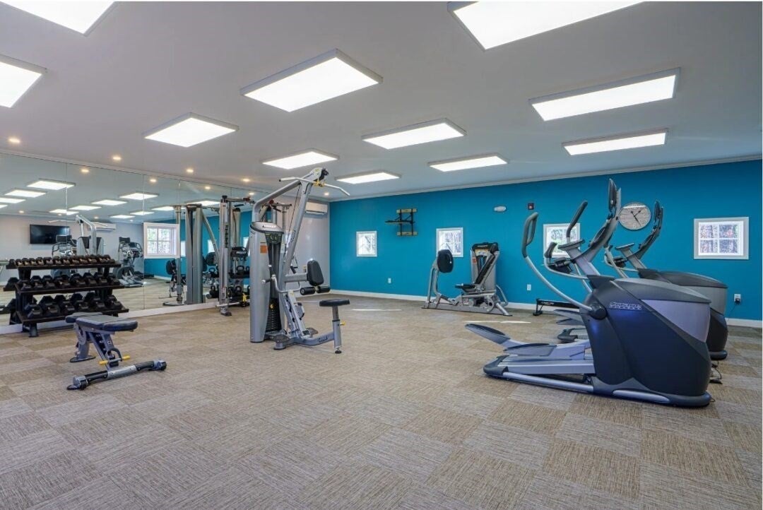 1000 Matrix Way 3309