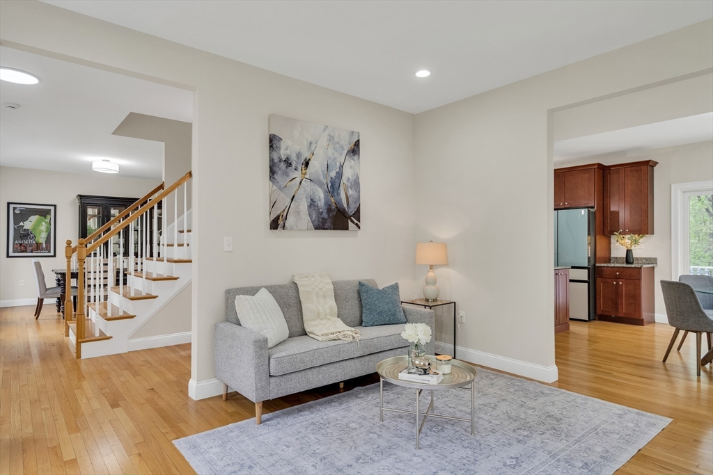 12 Cowdry Hill Rd, Westford, MA Photo #6