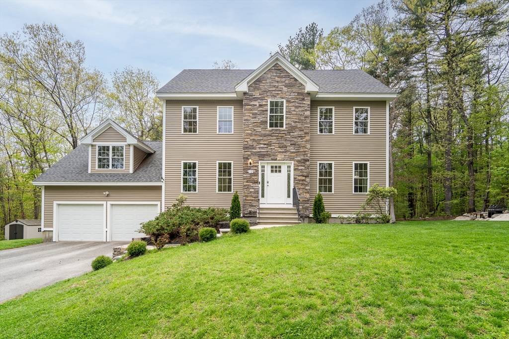 12 Cowdry Hill Rd, Westford, MA Photo #1