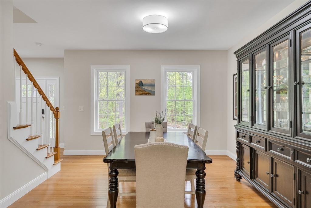 12 Cowdry Hill Rd, Westford, MA Photo #7