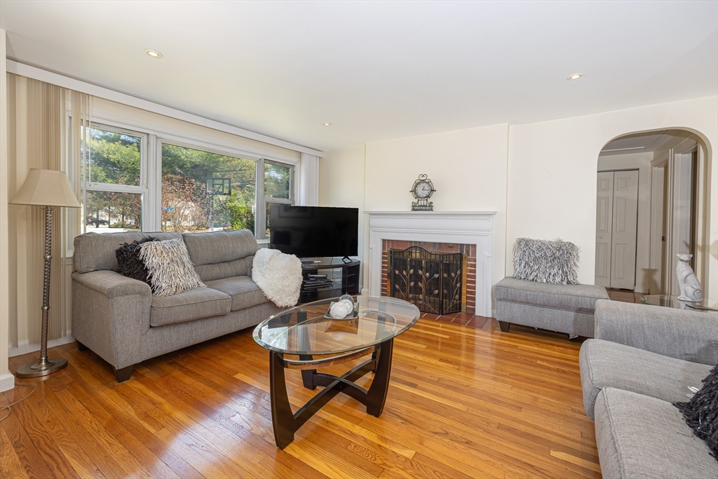 4 Westview Drive