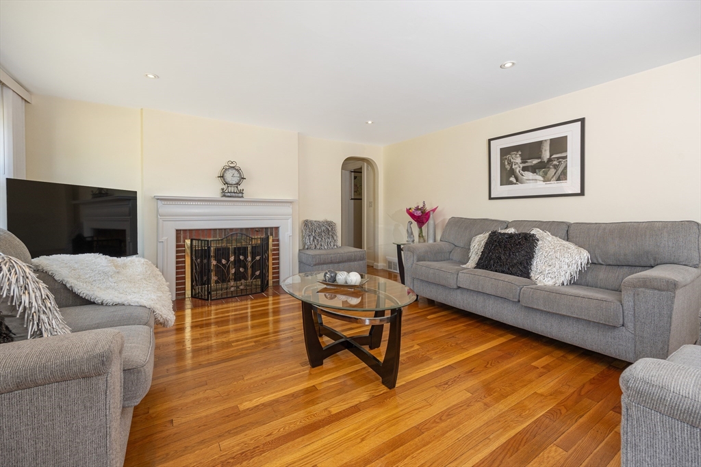 4 Westview Drive