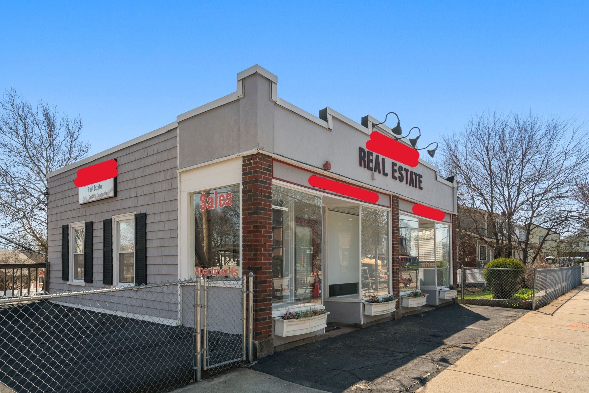 443 Mount Auburn St