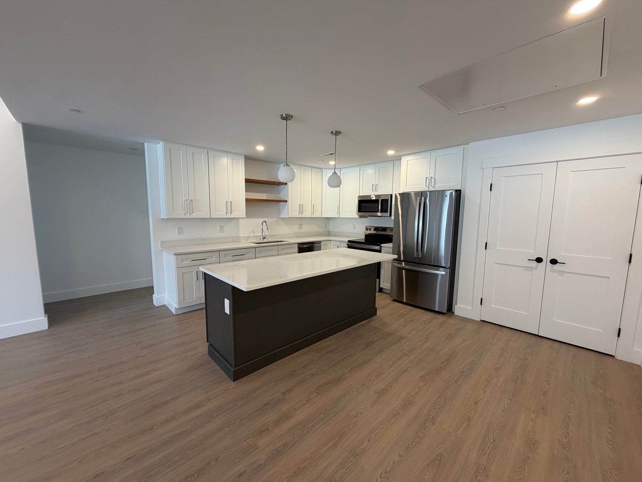 1060 Main St #307, Millis, MA, 1060 Main St #307, Millis, MA Photo #5
