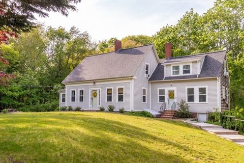Photo of 173 S River St, Marshfield, MA 02050 (MLS # 73526881)