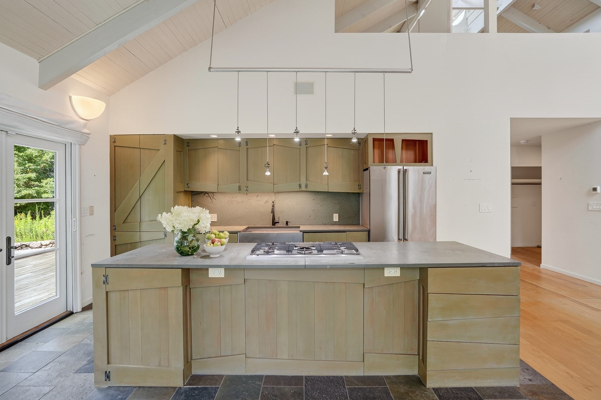 99 Oak Lane, West Tisbury, MA, 99 Oak Lane, West Tisbury, MA Photo #6