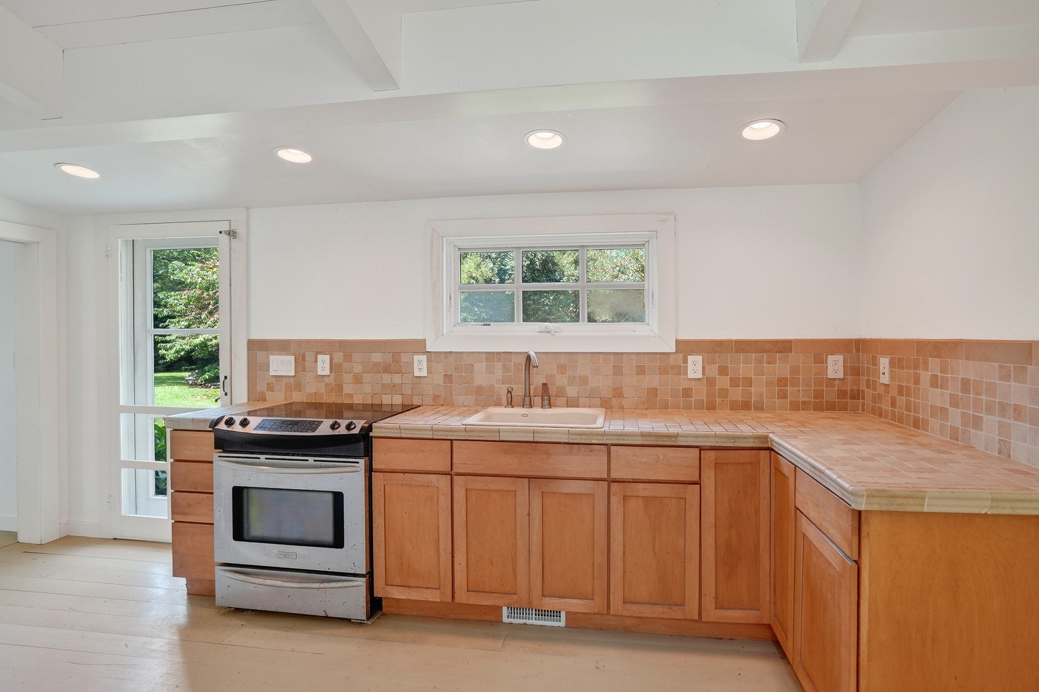 99 Oak Lane, West Tisbury, MA, 99 Oak Lane, West Tisbury, MA Photo #26