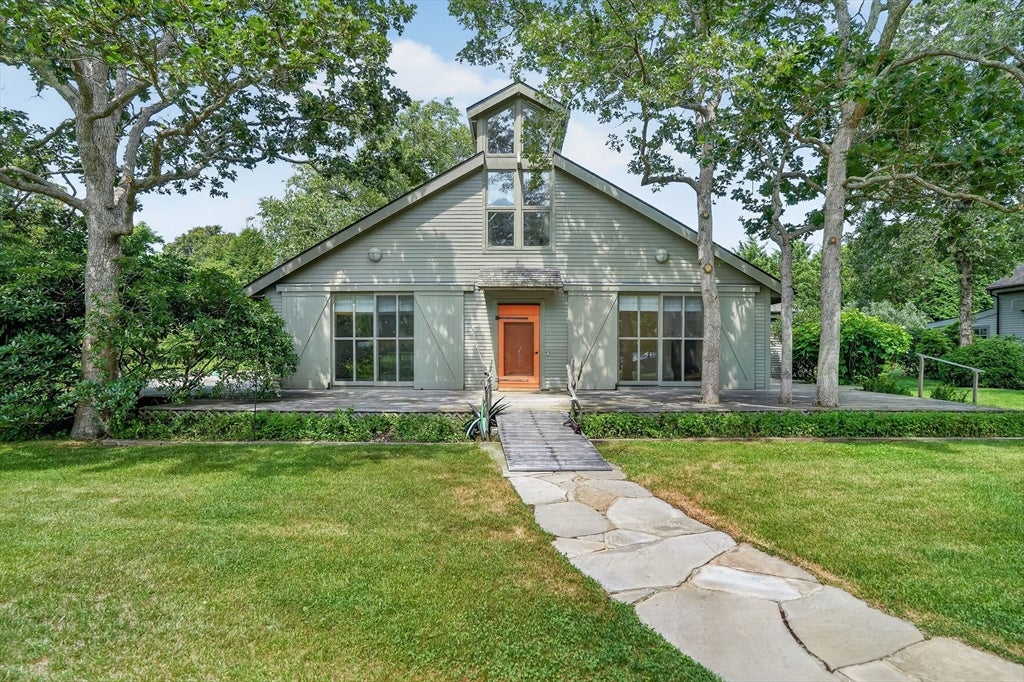 99 Oak Lane