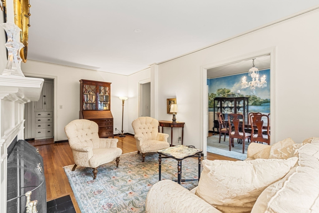 5 Arlington Street 25