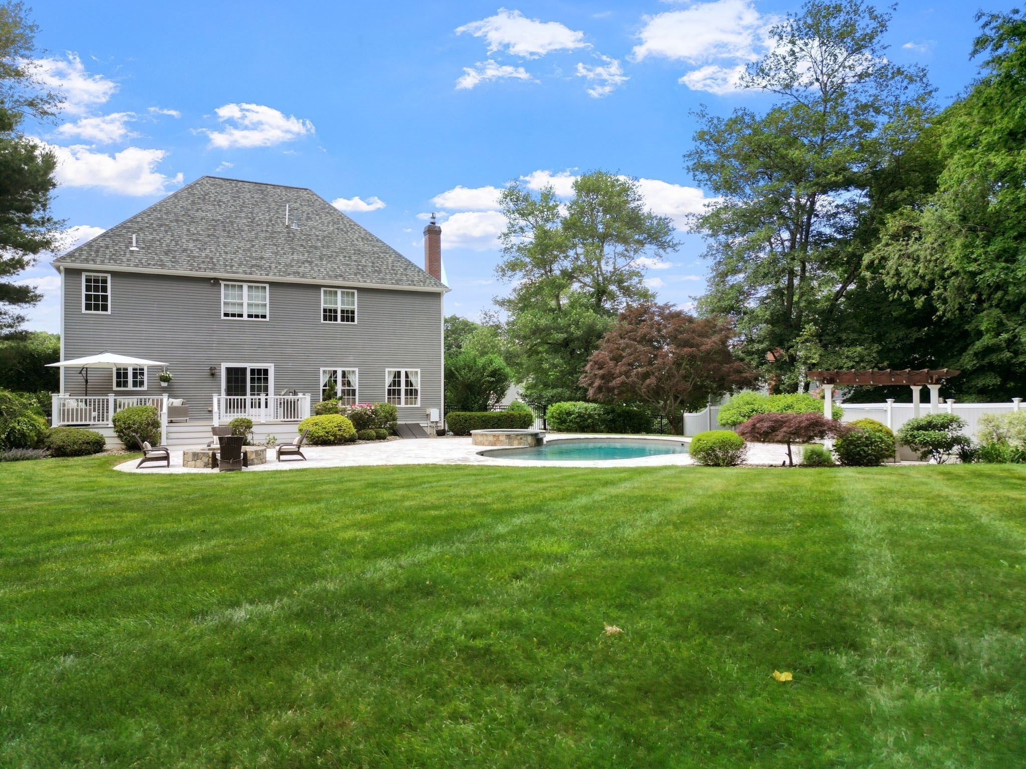 5 Wildebrook Rd, Medway, MA Photo #3