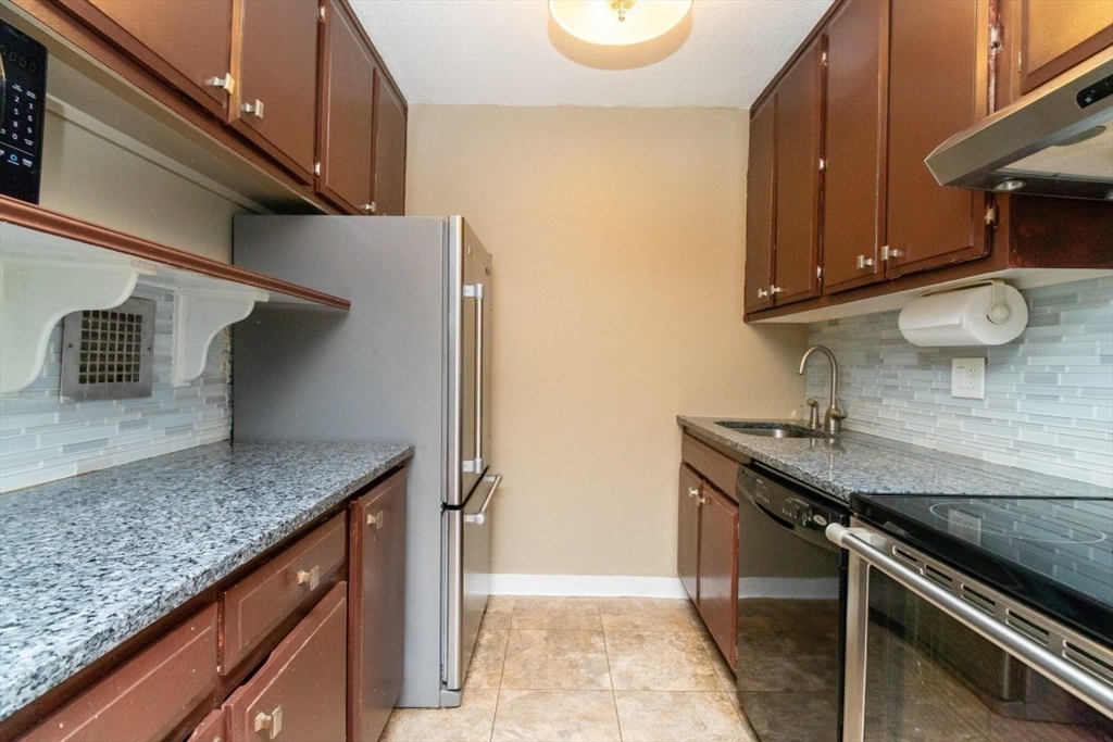111 Perkins Street #220, Boston, MA Photo #7