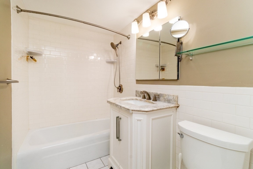 111 Perkins Street #220, Boston, MA Photo #12