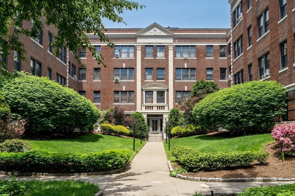 141 Englewood Ave 23
