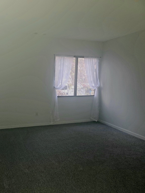 5 Thayer Pond Drive 6