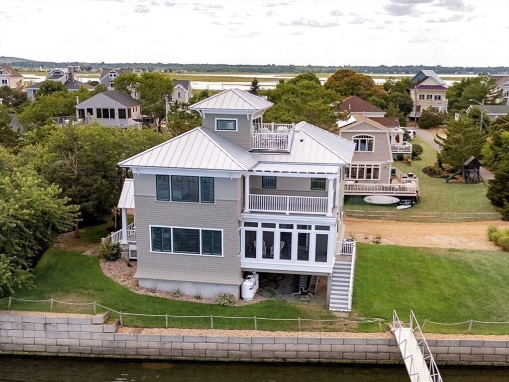 11 Blue Hill Avenue
