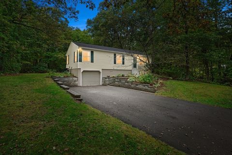 12 Alstead Path Millbury MA 01527