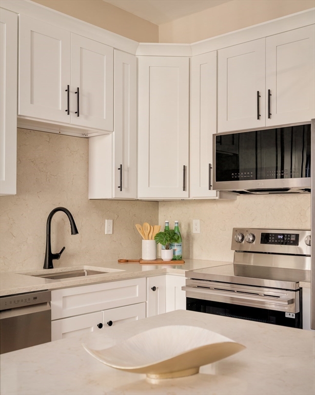 350 Windsor Street 1