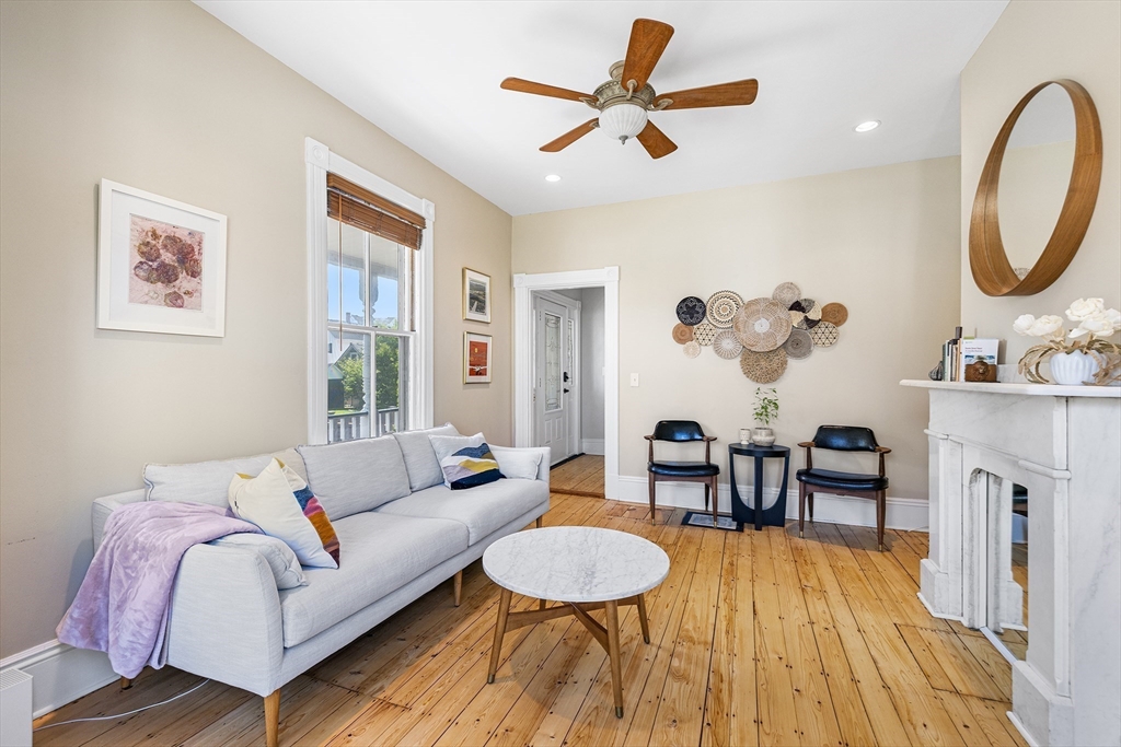 150 Trenton St 150