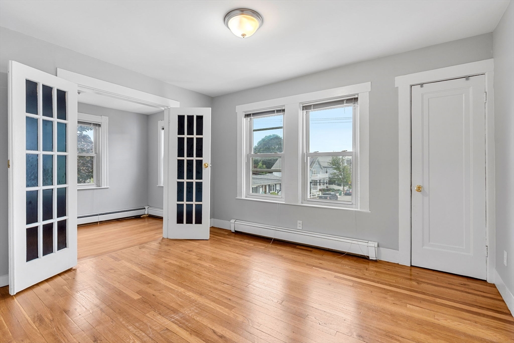 11 Pinkert St