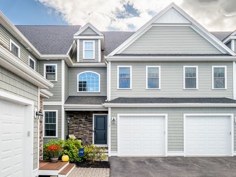 70 Lebaron Blvd 10 Lakeville MA 02347