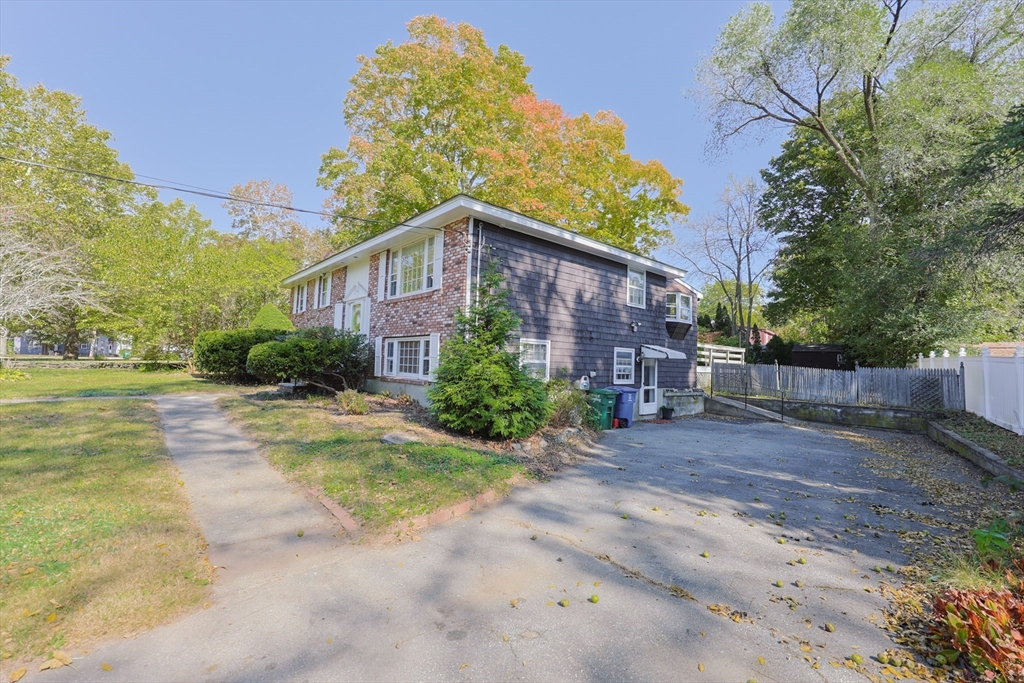 175 West St