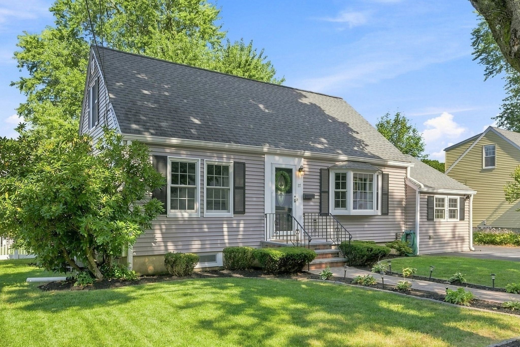 17 Greenwood Road, Peabody, MA Photo #2