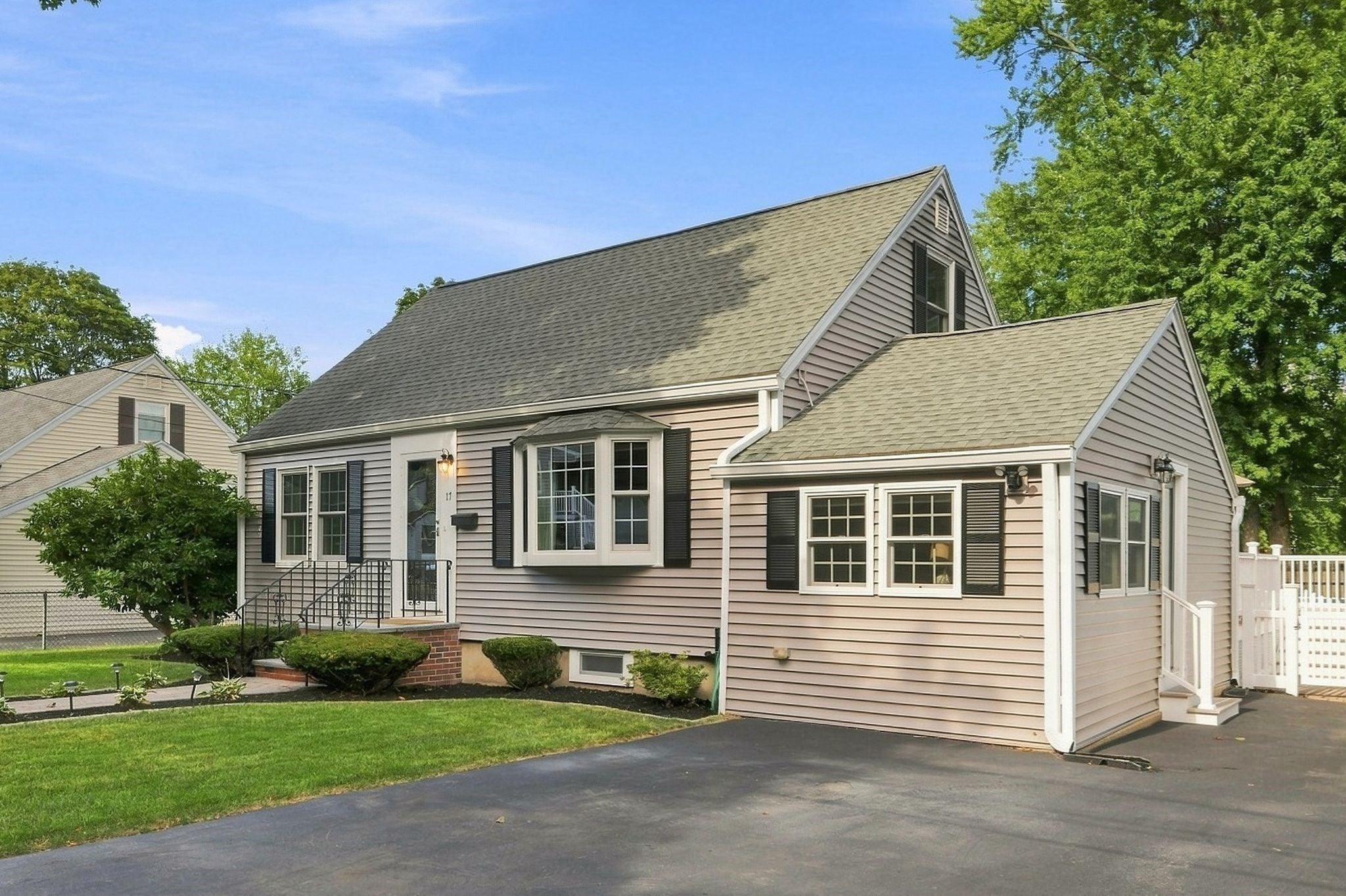 17 Greenwood Road, Peabody, MA Photo #3