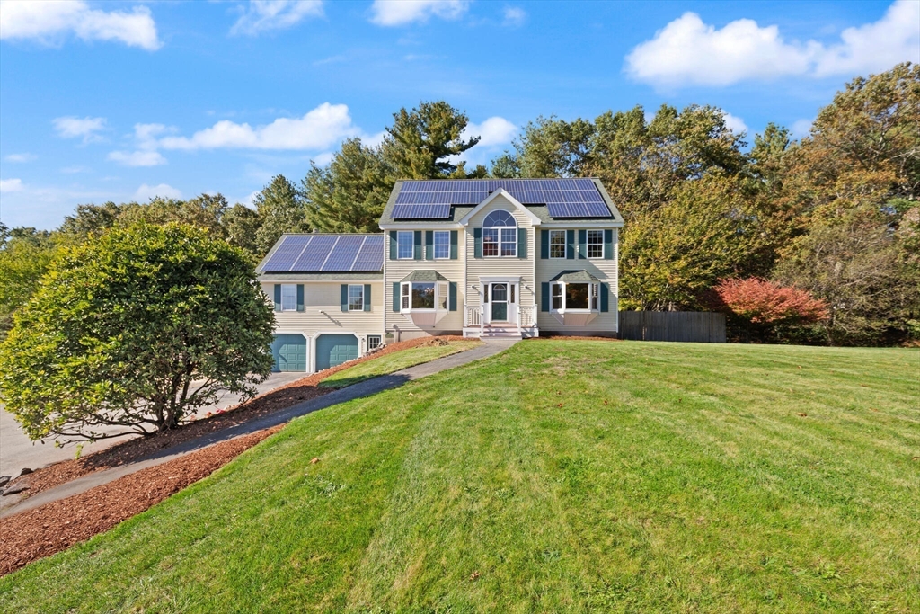 76 Russells Way