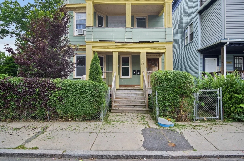 52 Intervale St