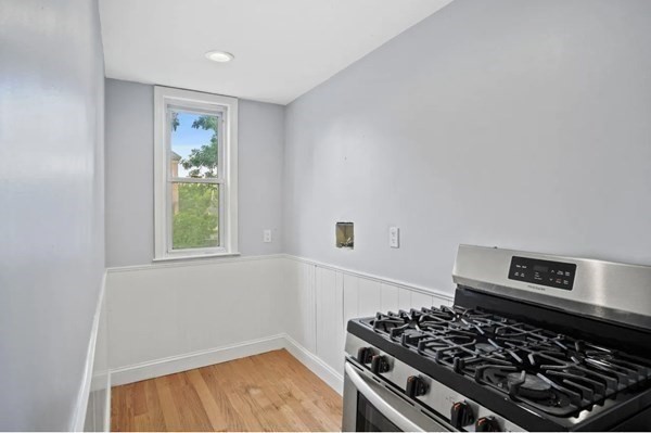 52 Intervale St