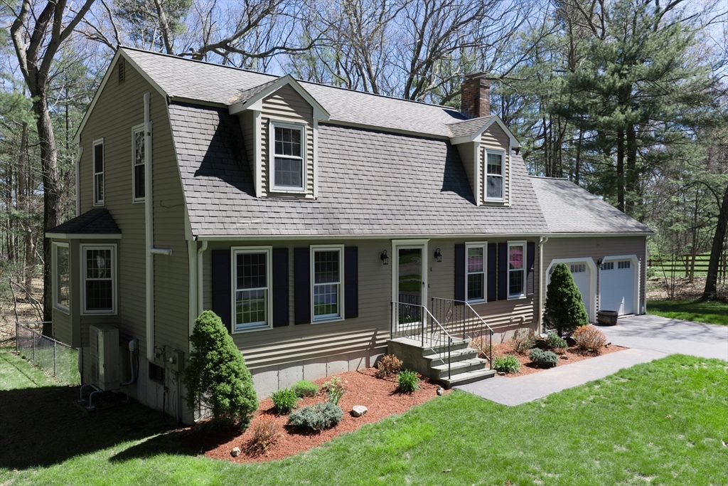 8 Griffin Rd