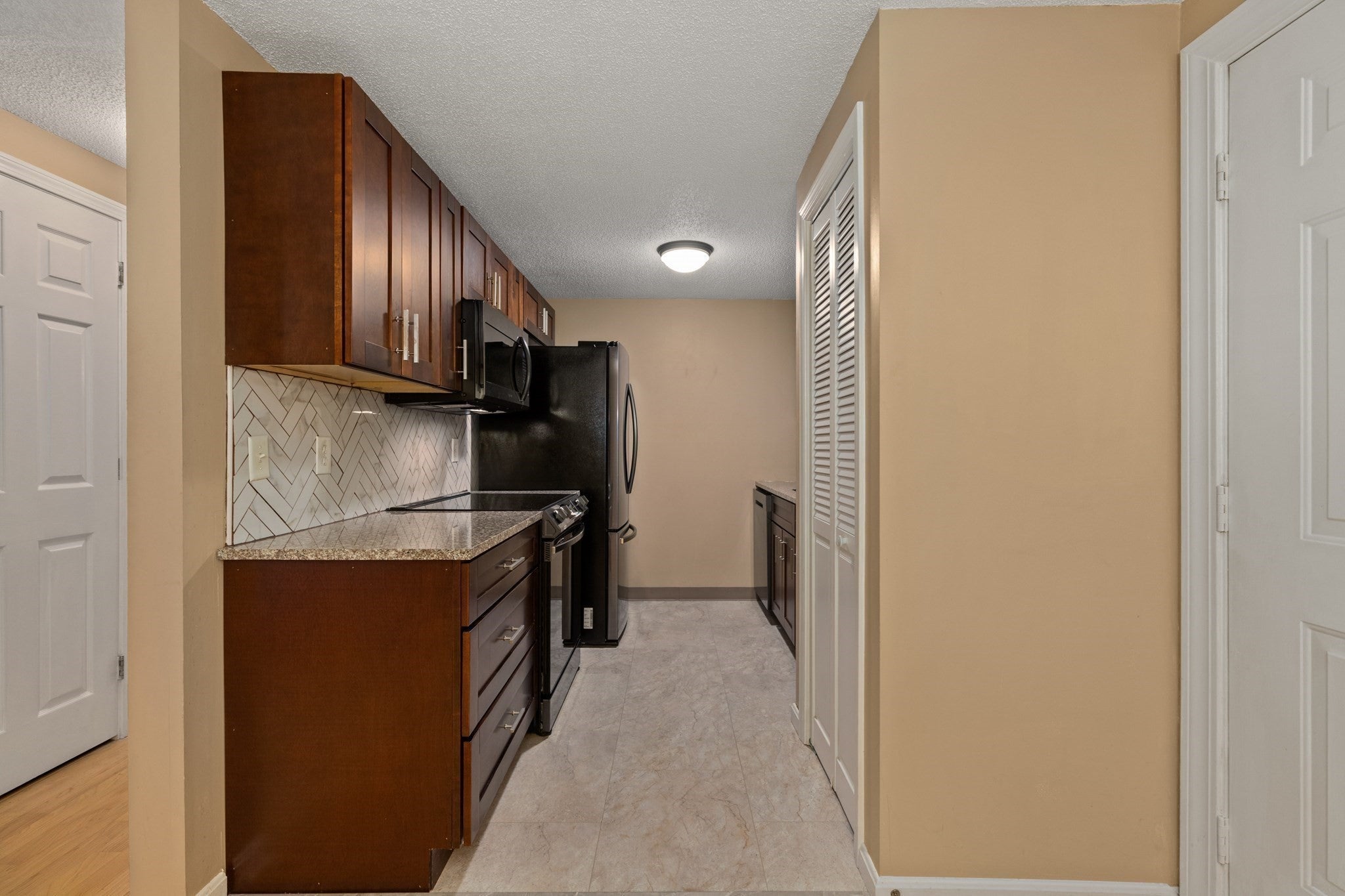 106 Heritage Dr #106, Northbridge, MA Photo #10