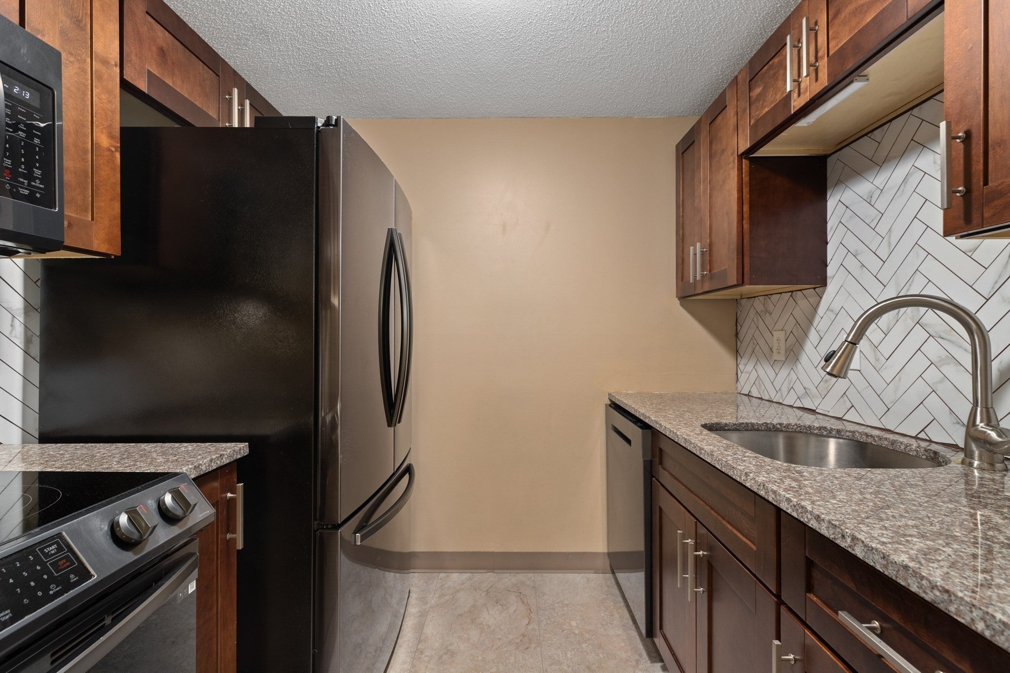 106 Heritage Dr #106, Northbridge, MA Photo #8