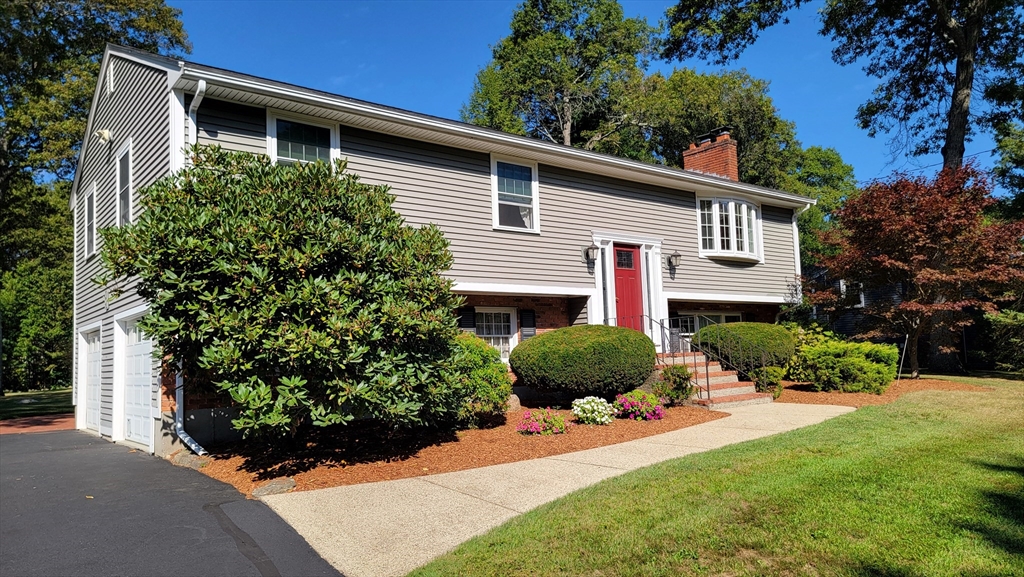 22 Sunset Dr