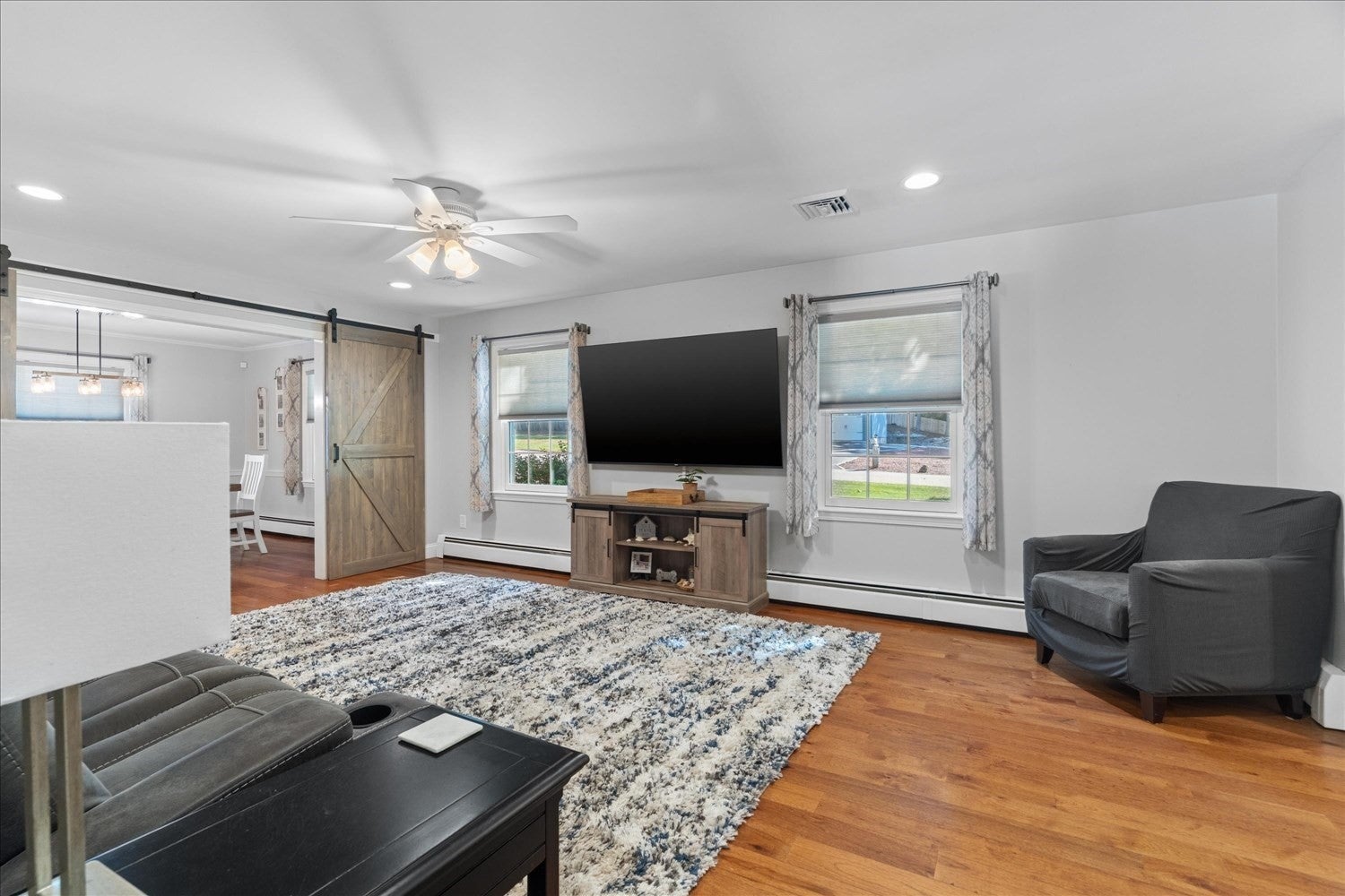 101 Newell Dr, Cumberland, RI Photo #16
