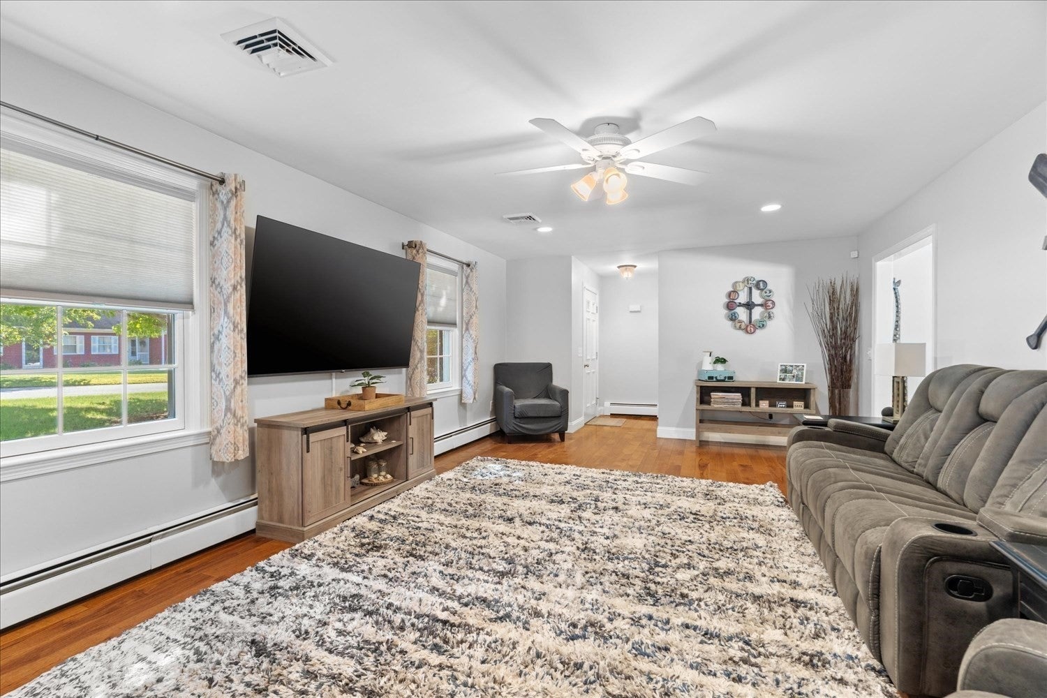101 Newell Dr, Cumberland, RI Photo #17