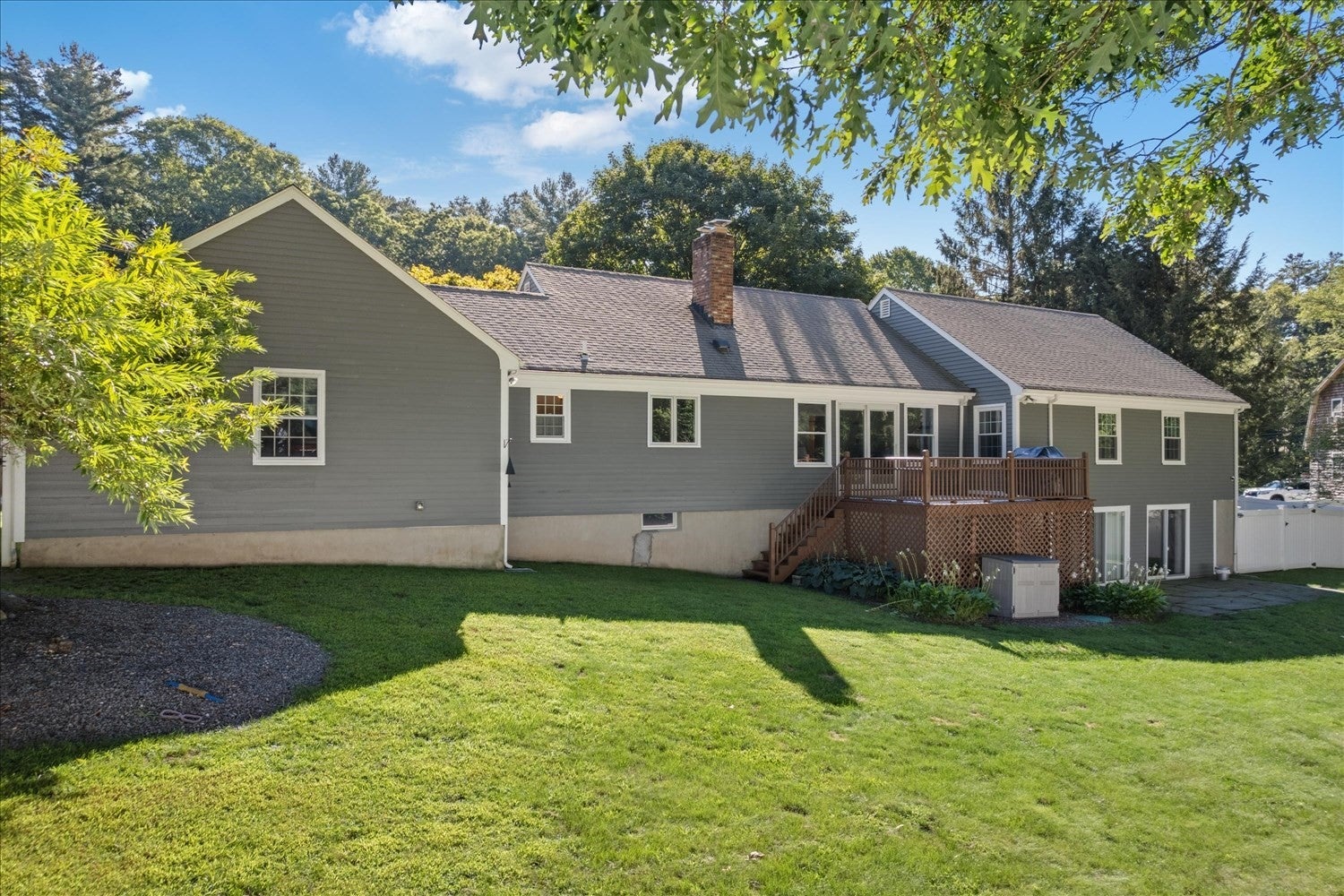 101 Newell Dr, Cumberland, RI Photo #38