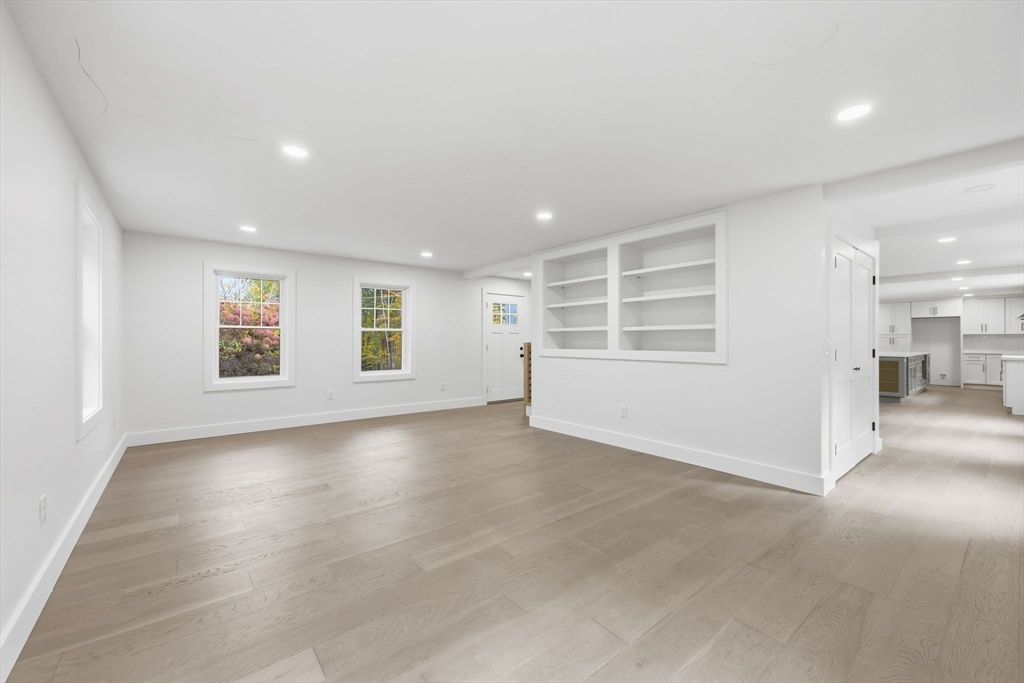 75 Lead Mine Rd, Southampton, MA Photo #11