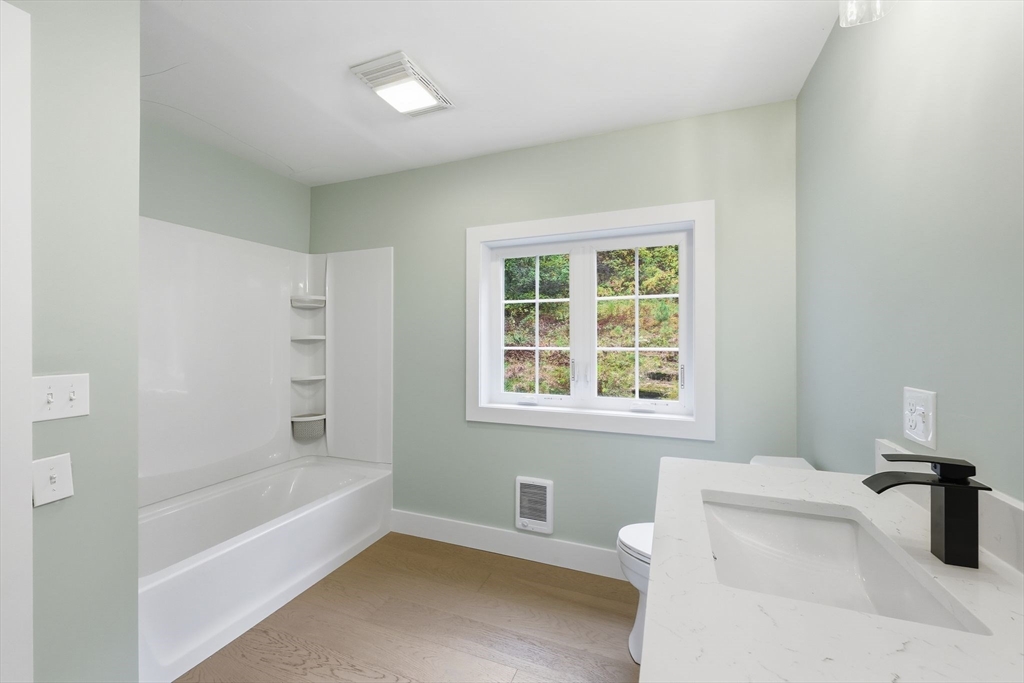 75 Lead Mine Rd, Southampton, MA Photo #23