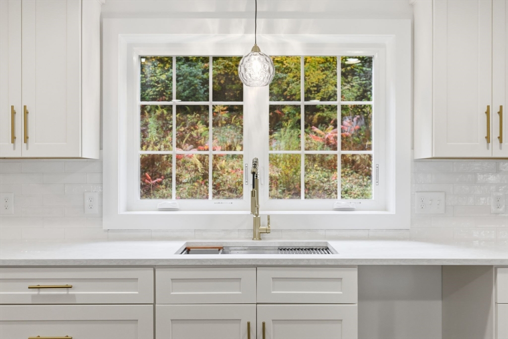 75 Lead Mine Rd, Southampton, MA Photo #21