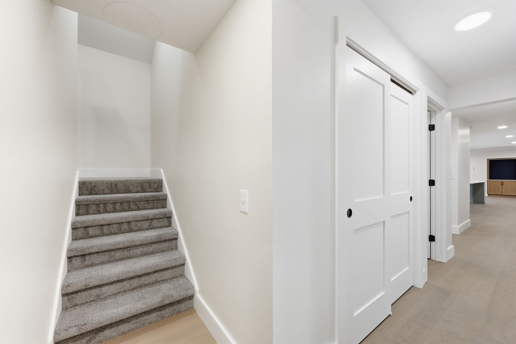 75 Lead Mine Rd, Southampton, MA Photo #25